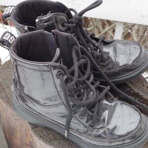 Girls UGG Shiny Patent Boots